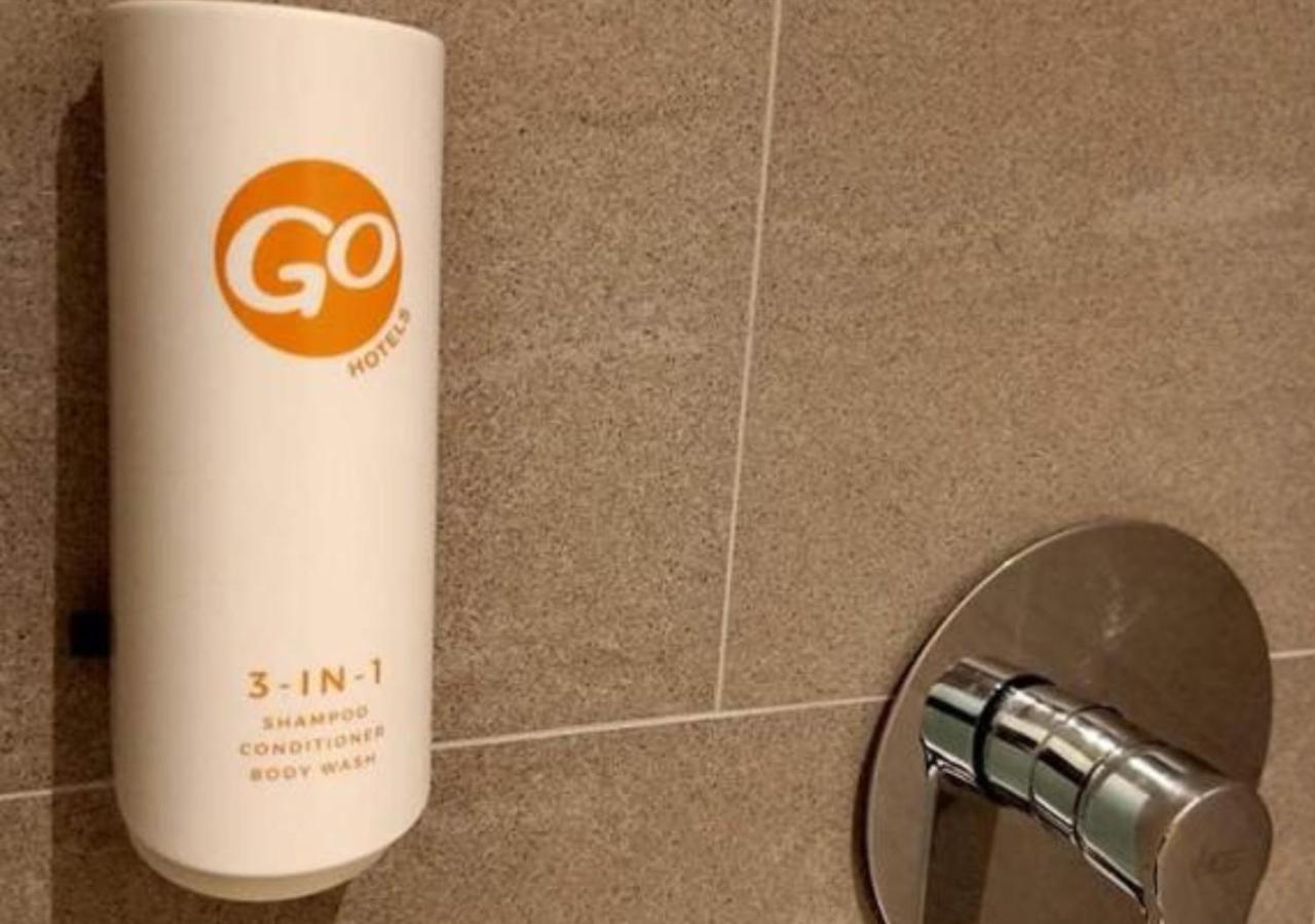 Go Hotels Bacolod Buitenkant foto