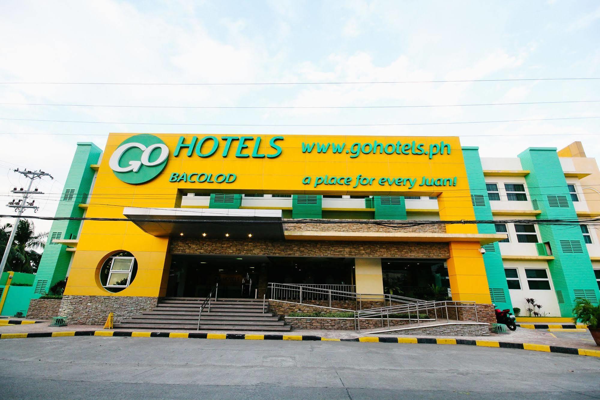 Go Hotels Bacolod Buitenkant foto